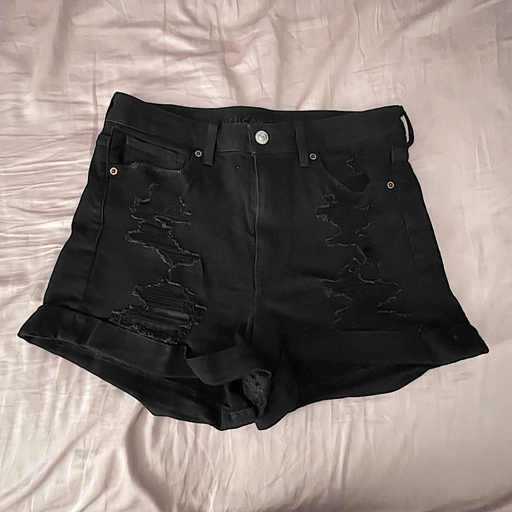 Black ripped American Eagle shorts